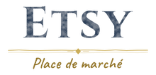 Etsy — cartouche dessiné au fusain par l’atelier