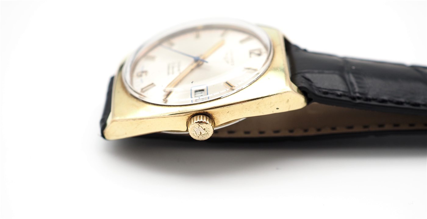 Longines Comet, bracelet cuir de veau noir