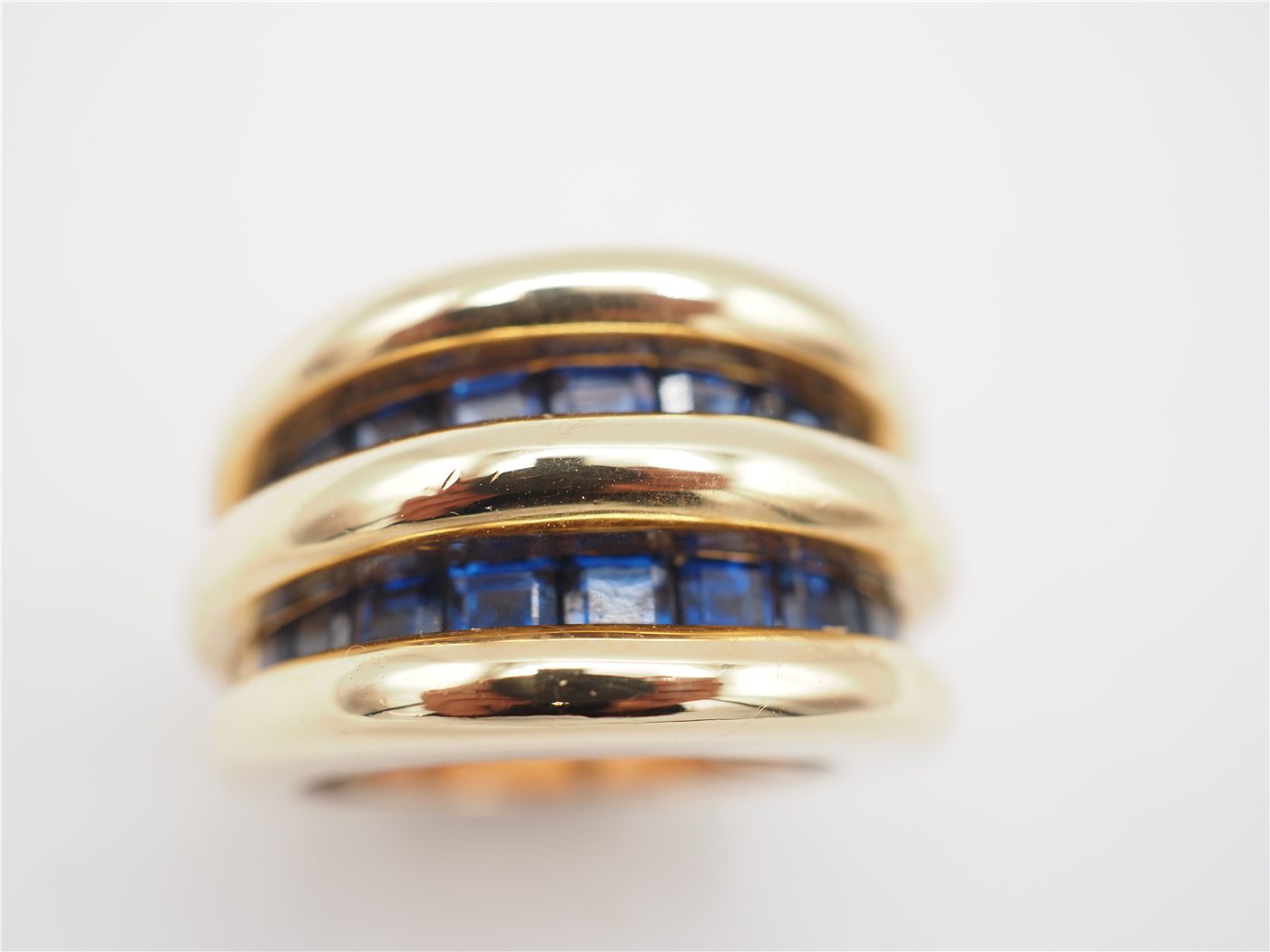 bague godron or jaune saphirs