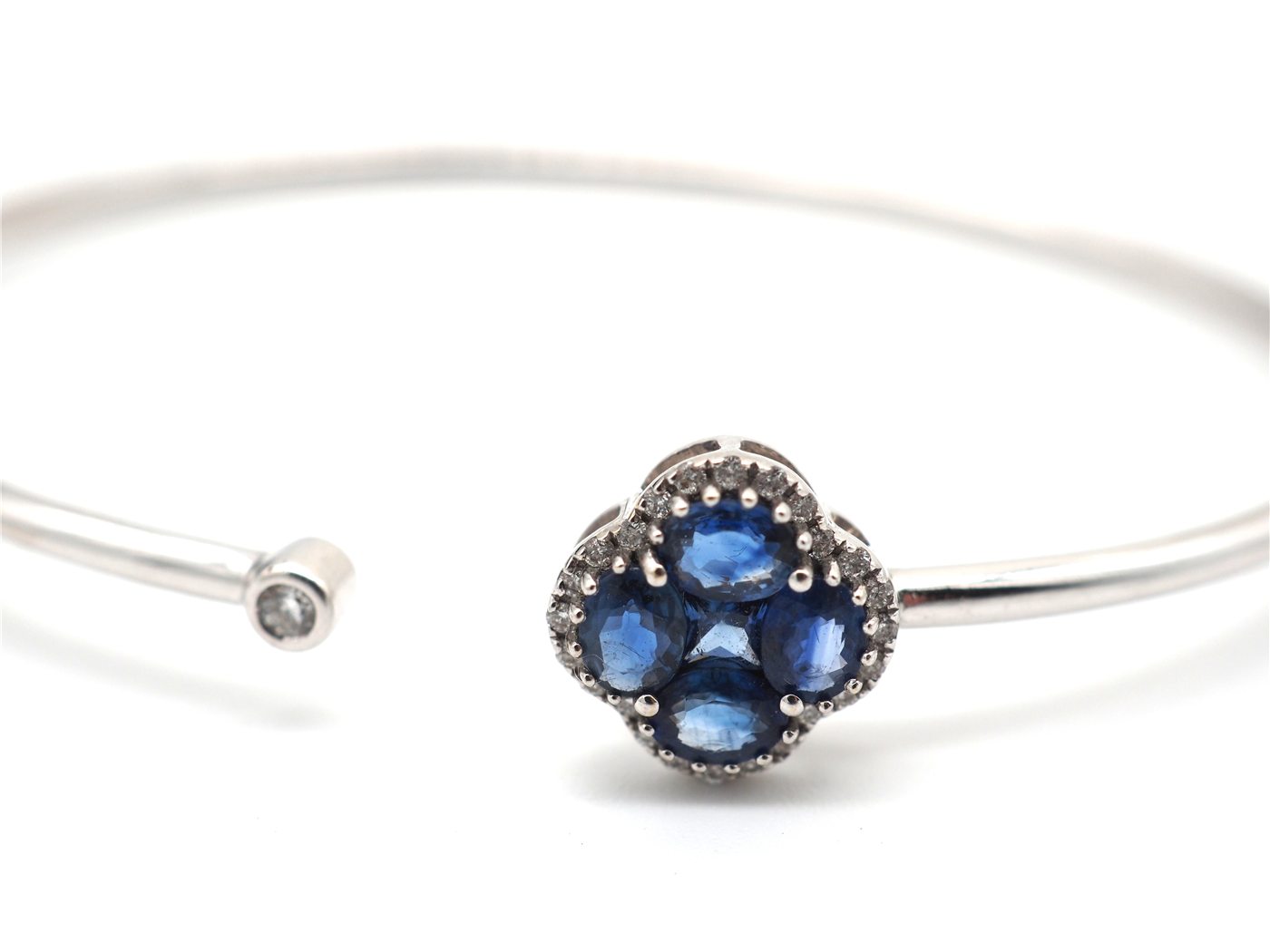 Bracelet jonc en or blanc 750 saphir et diamantys