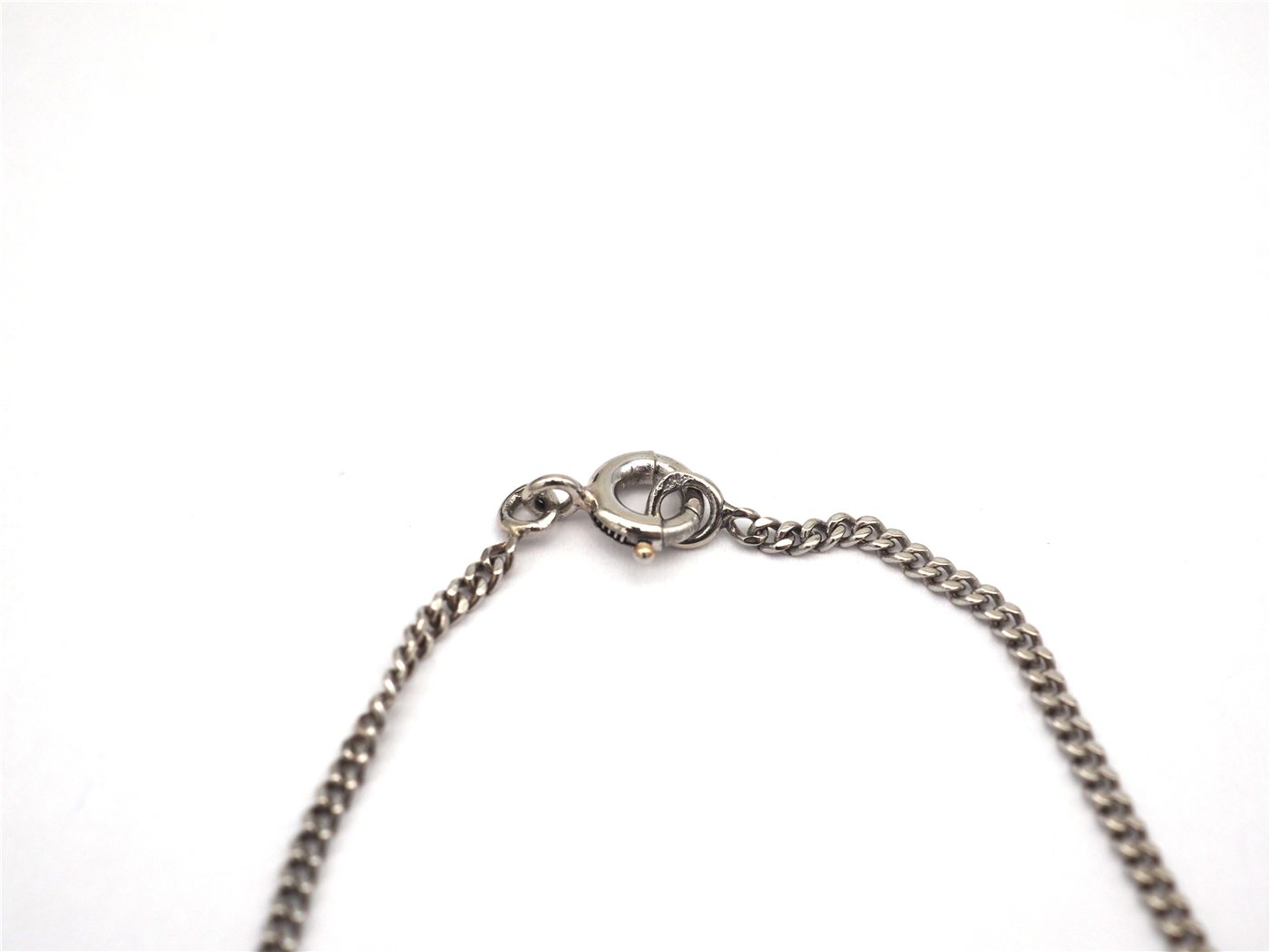 Collier en or blanc 750 mil et pendentif coeur en diamants — vue 2