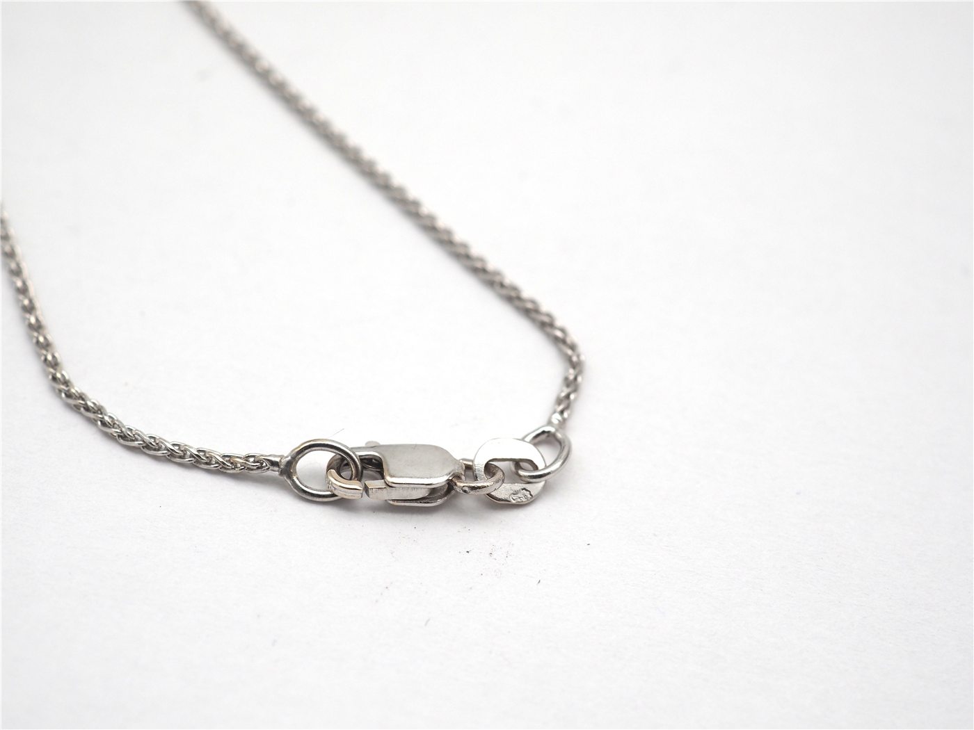Collier or blanc 750 mil étoile en diamants — vue 2