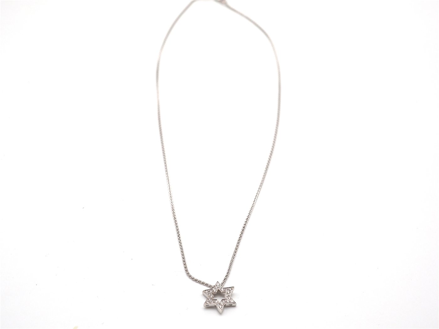 Collier or blanc 750 mil étoile en diamants — vue 3