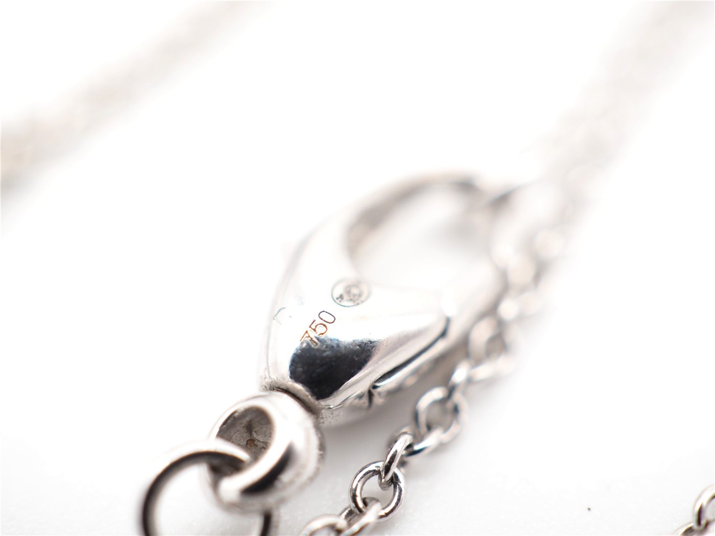 Collier or blanc 750 avec pendentif coeur diamants et topaze — vue 3