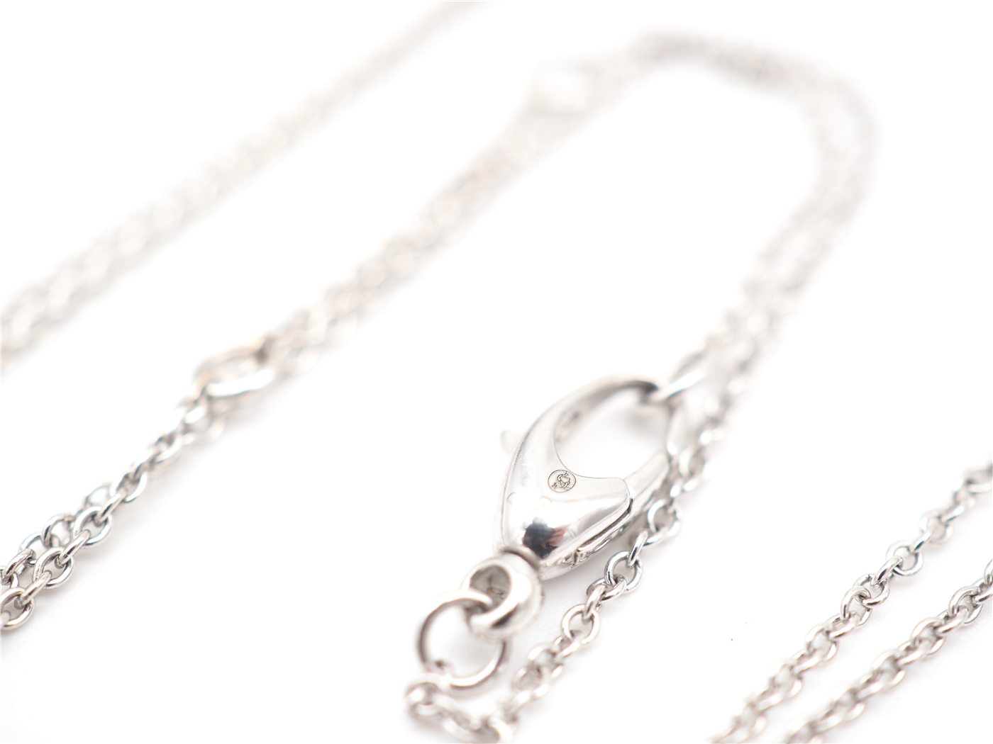 Collier or blanc 750 avec pendentif coeur diamants et topaze — vue 4