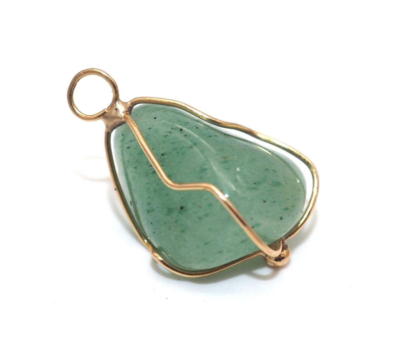 Pendentif jade et or jaune 750 — vue 3