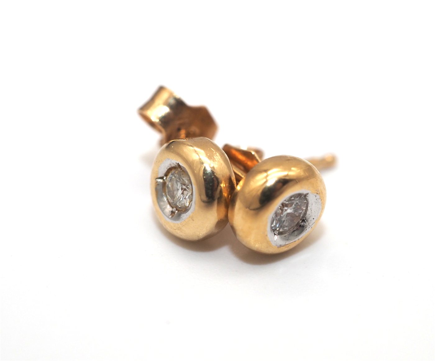 Boucles d'oreilles or jaune et diamants