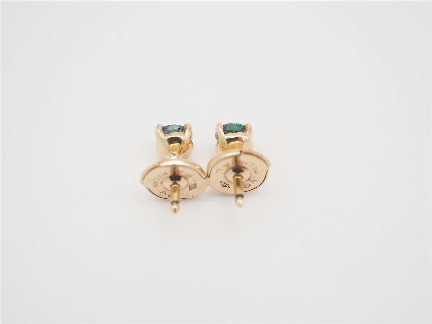 Boucles d'oreilles or jaune 750 mil et émeraude — vue 2