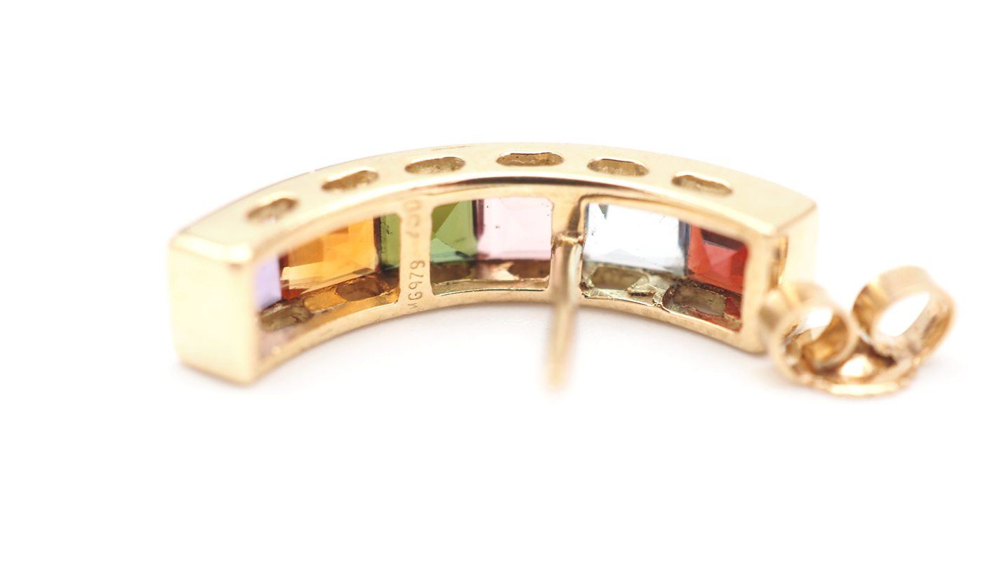 Boucles d'oreilles or jaune 750 et pierres fines — vue 3