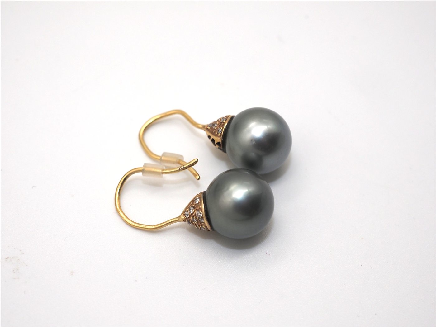 Boucles d'oreilles perles de culture en or jaune 750 mil et diamants — vue 3