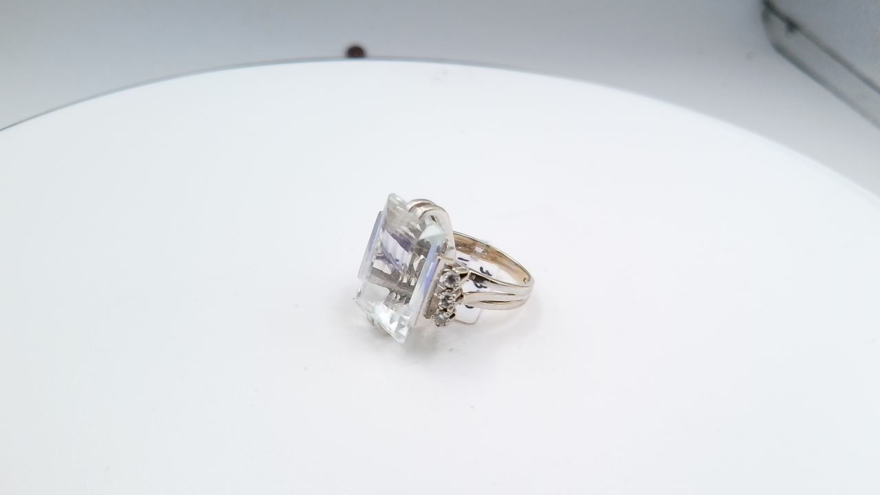 bague en or blanc cocktail année 1960 aigue marine et diamant — vue 3