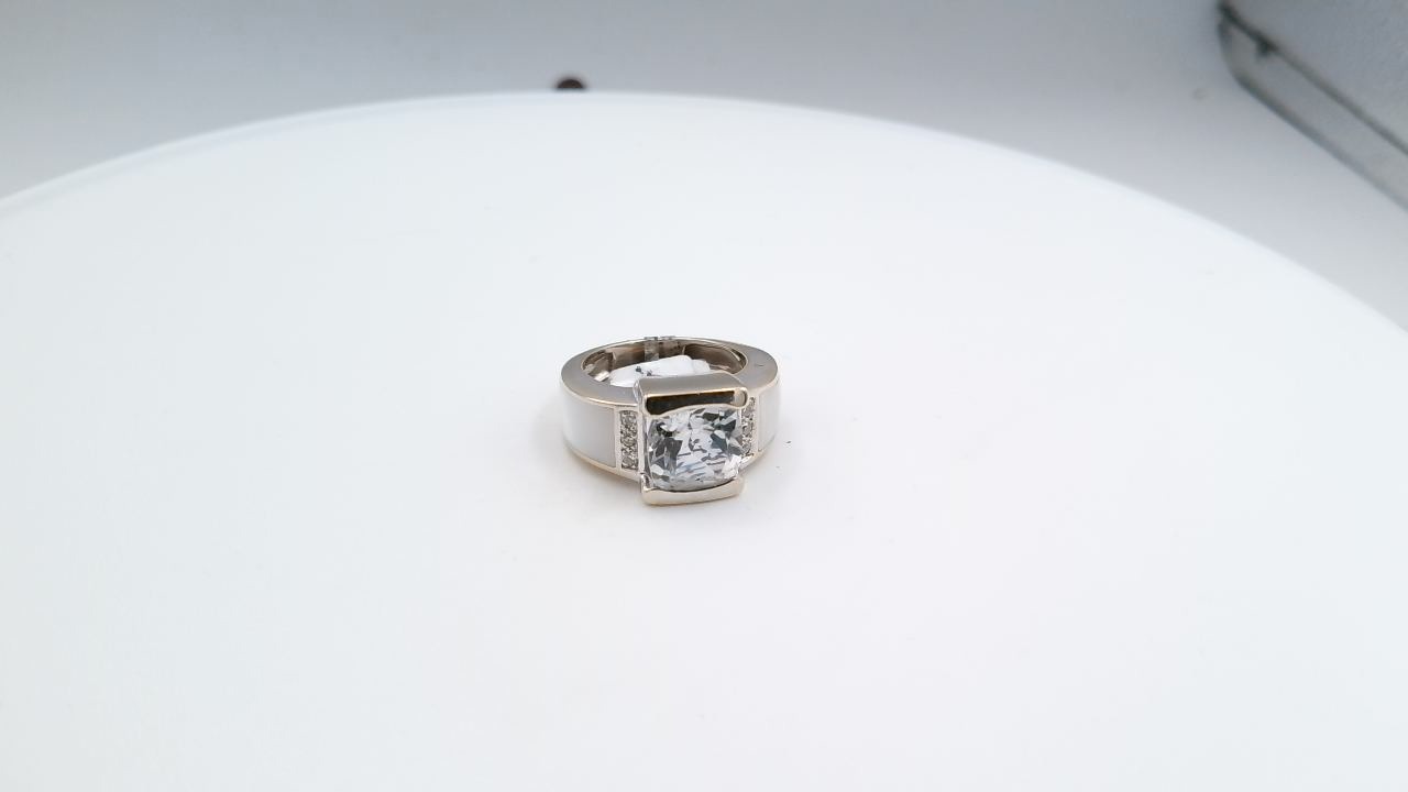 jonc solitaire en or blanc 18K 750/1000 dimant taille coussin 1.5ct approx — vue 2