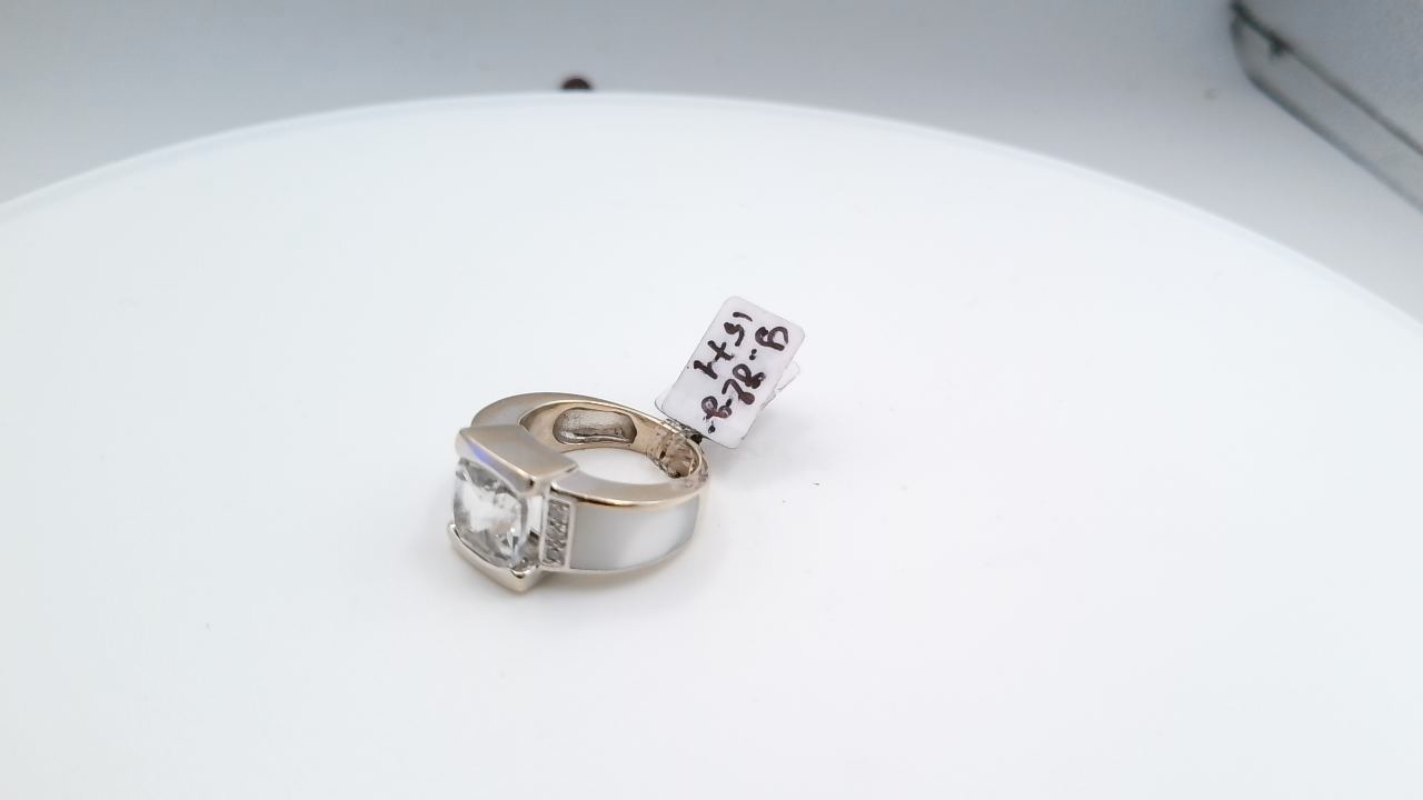 jonc solitaire en or blanc 18K 750/1000 dimant taille coussin 1.5ct approx — vue 5