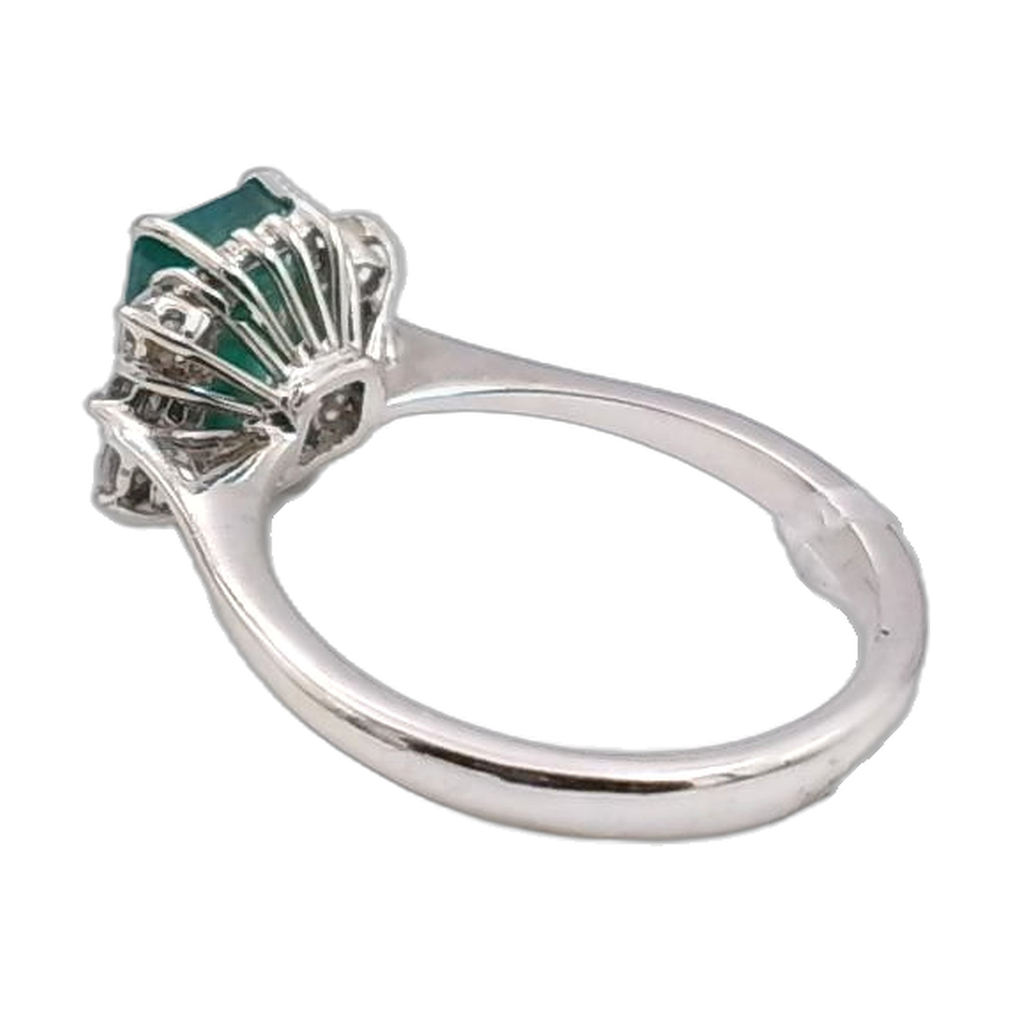 bague or blanc  diamant et emeraude — vue 3
