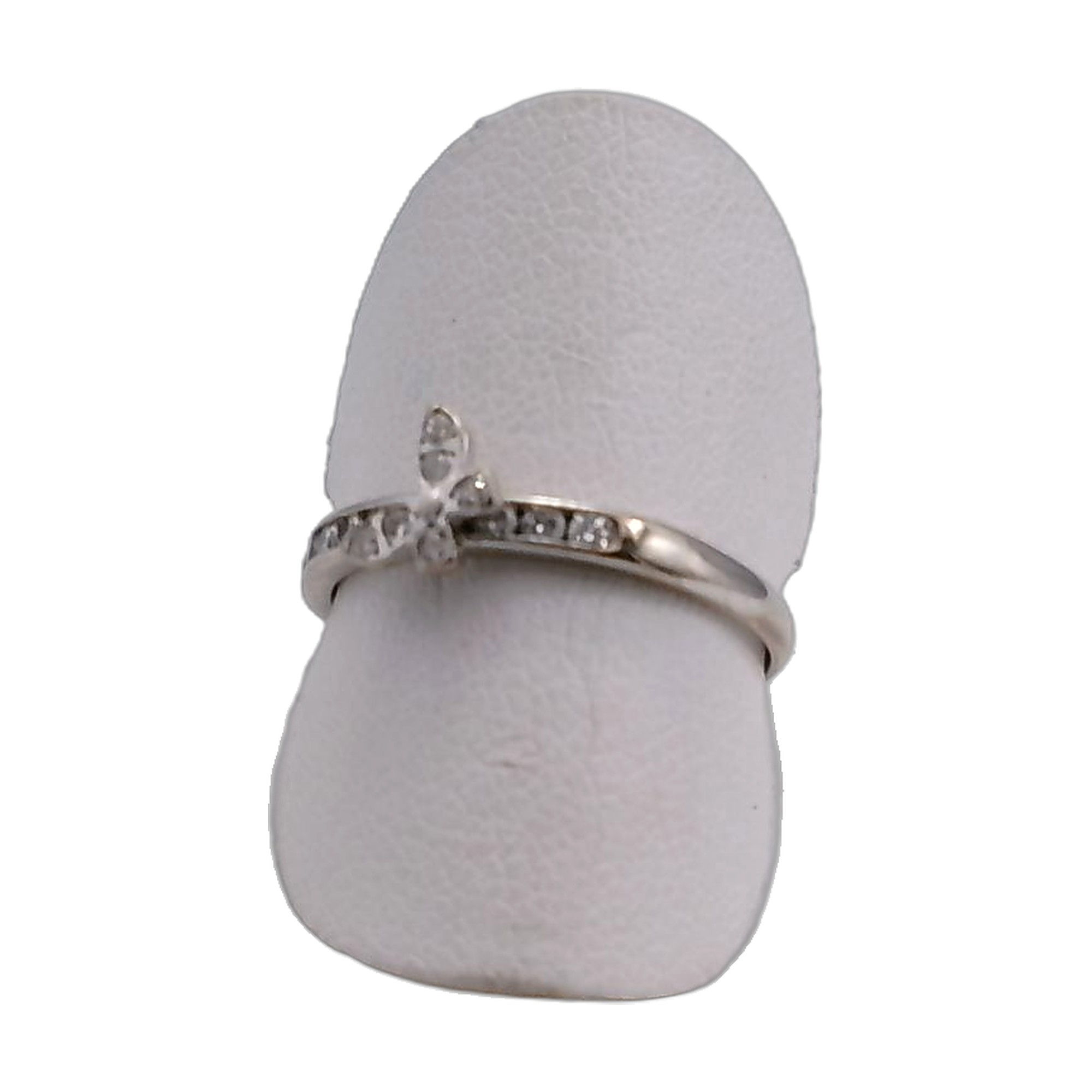 bagaue en or blanc 18K 750/1000 motif papillon diamant — vue 2