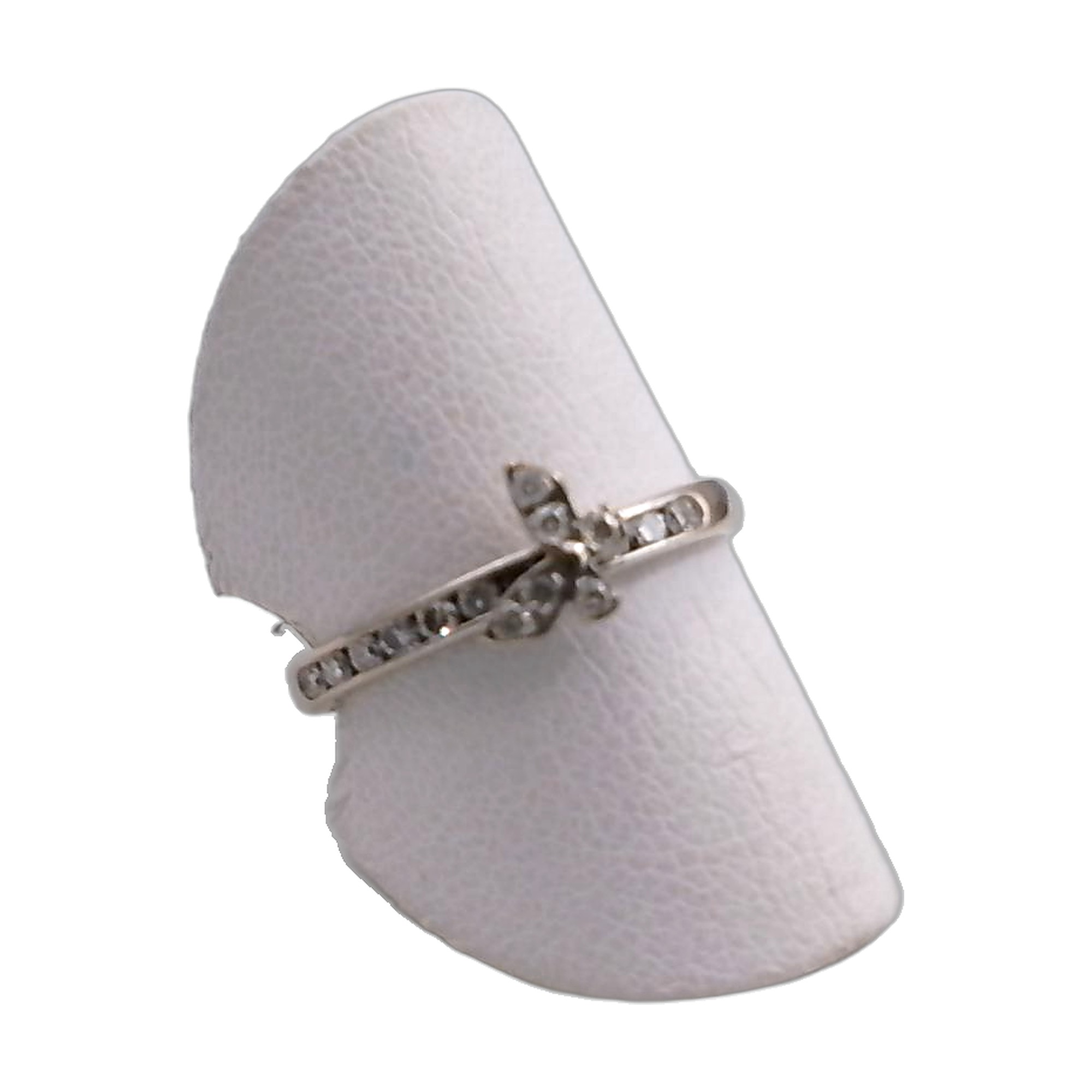 bagaue en or blanc 18K 750/1000 motif papillon diamant — vue 3
