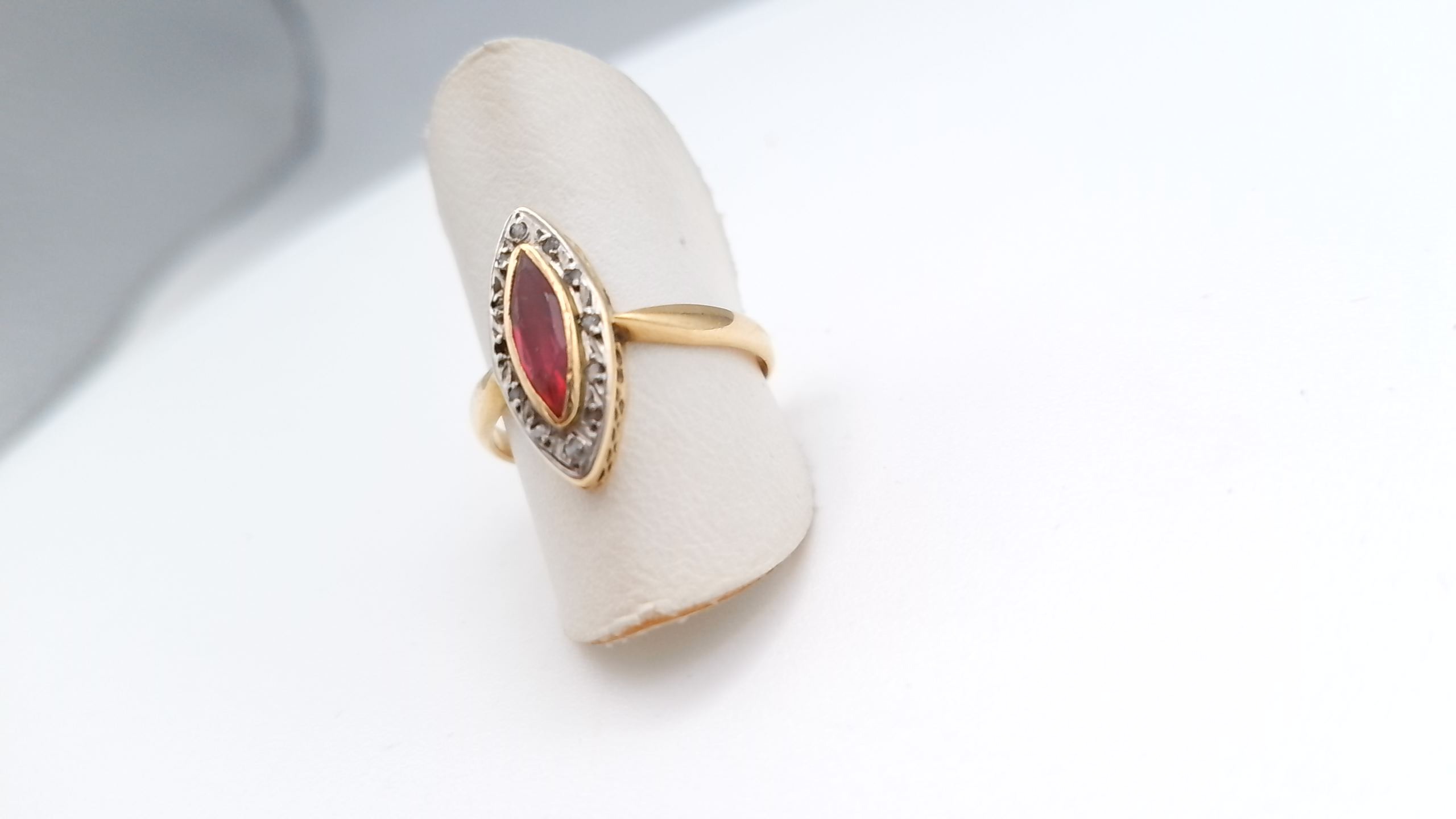 bague or jaune — vue 3