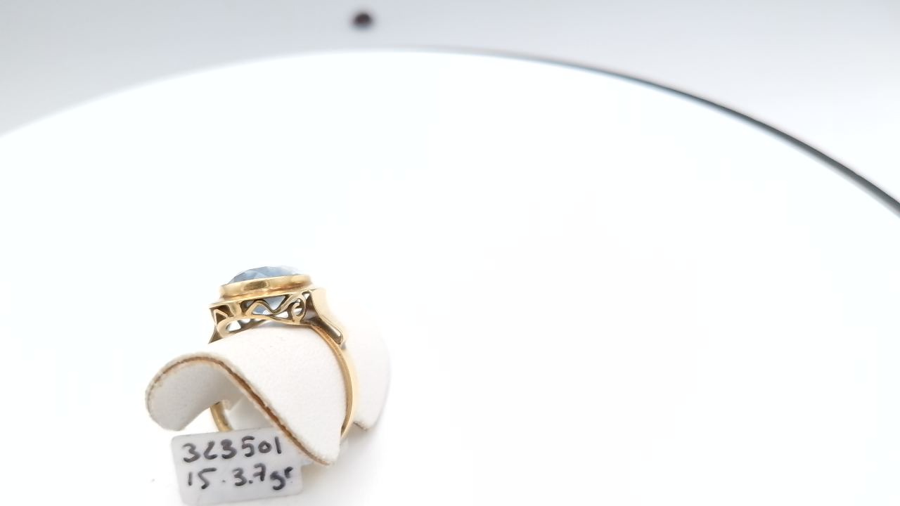 bague cocktail des annee 1970 avec Topaze et or jaune 14k — vue 4