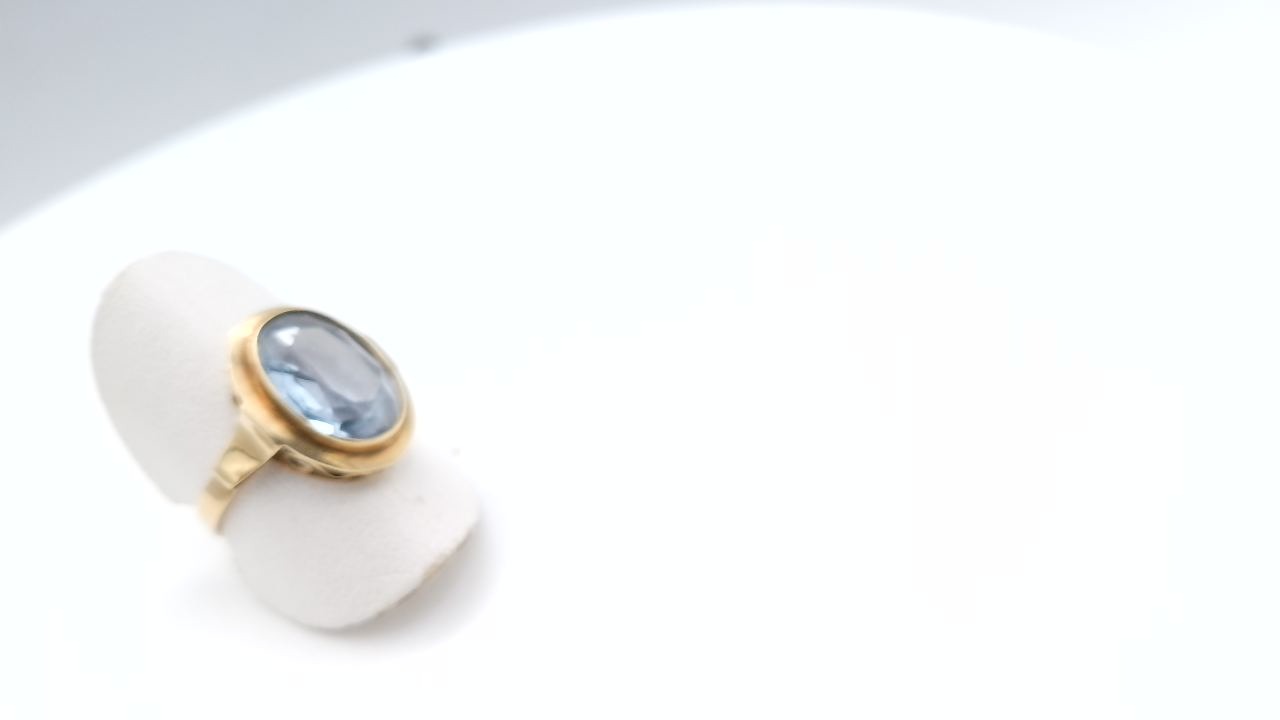 bague cocktail des annee 1970 avec Topaze et or jaune 14k — vue 6