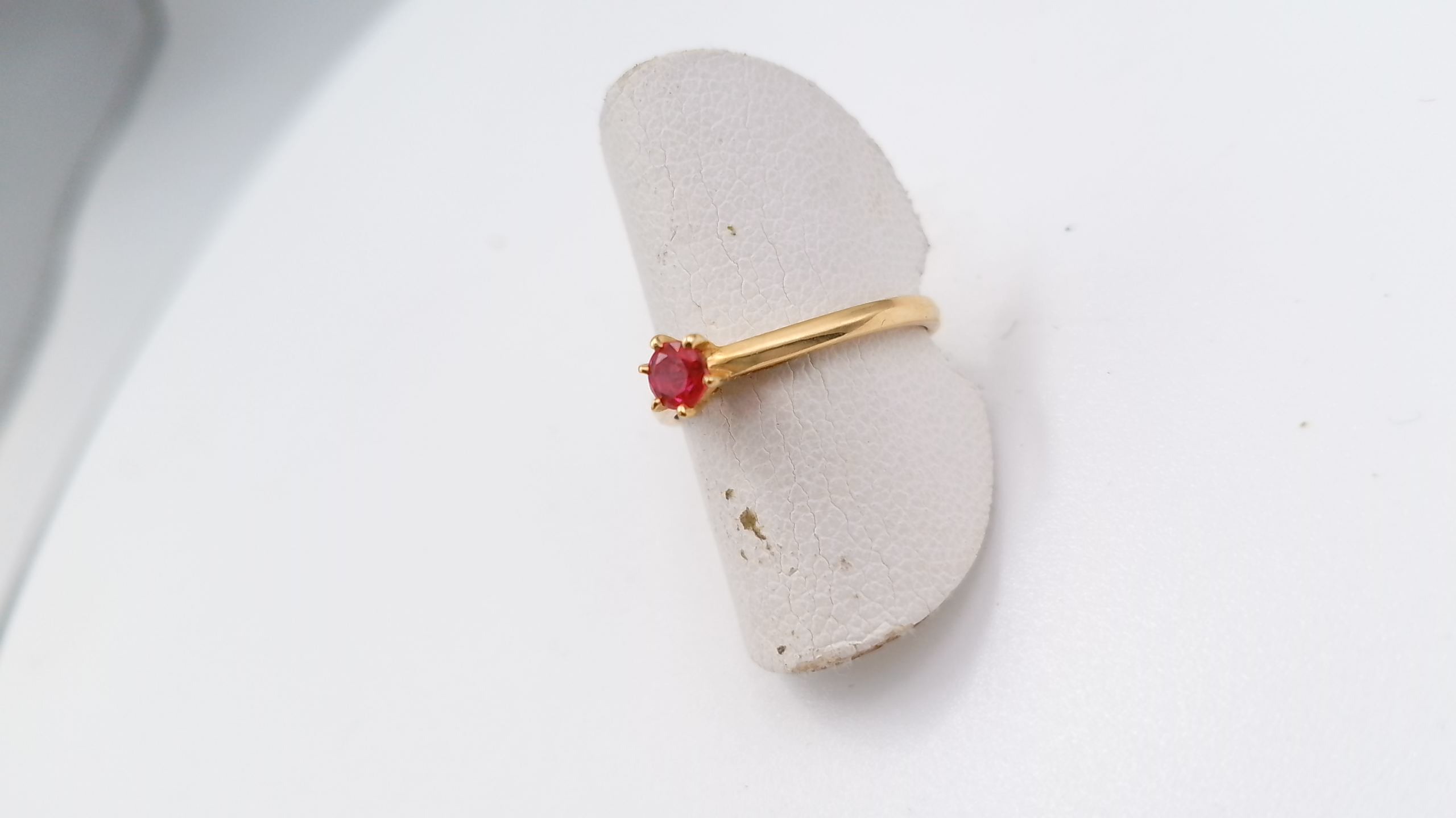 bague or jaune  rubis — vue 3