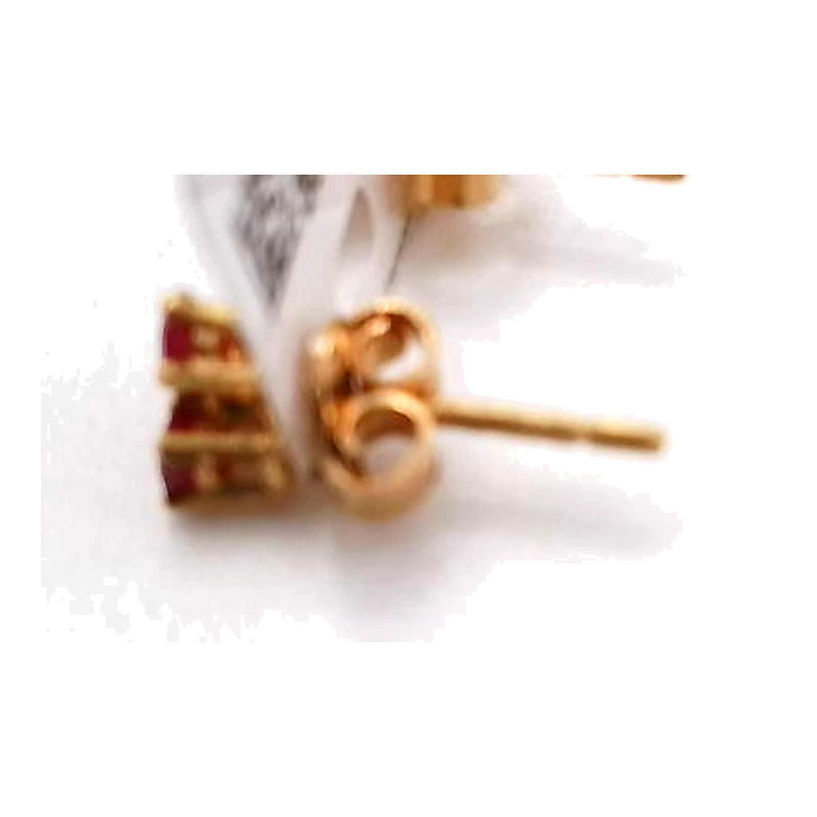 BOUCLESD4OREILLES RUBIS — vue 3