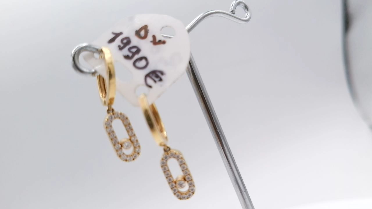 boucle d 'oreilles — vue 2