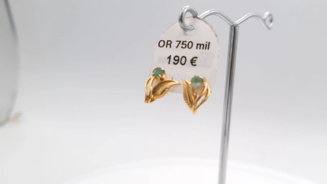 boucle d'oreilles emeraude — vue 3