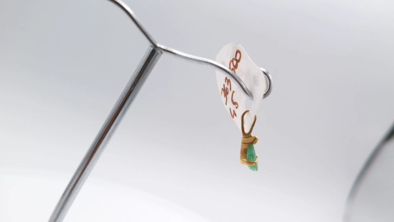 pendentif emeraude poire or 18K — vue 5