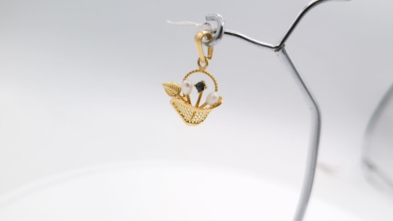 pendentif saphir perle or jaune 18K — vue 2