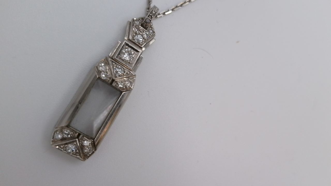 Collier or blanc 750 et pendentif platine art déco rectangle et diamants — vue 5