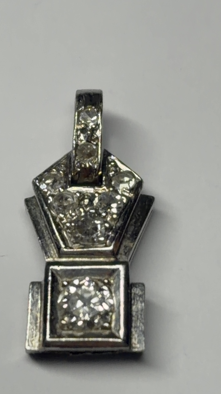 Pendentif art, déco, platine et diamants — vue 4
